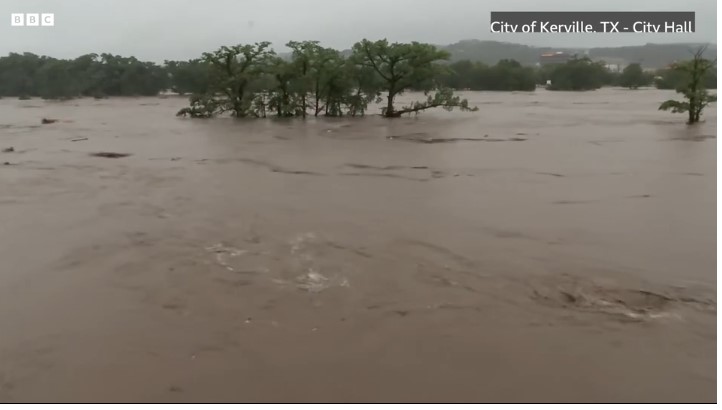 20 children missing in floods in Texas